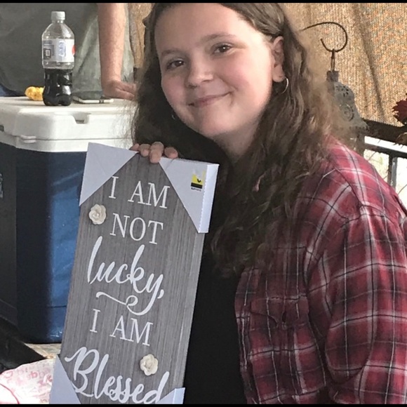 PLEASE SEE NEW LISTING TO KEEP PLAYING LIPPIE💄💄 - Picture 8 of 8